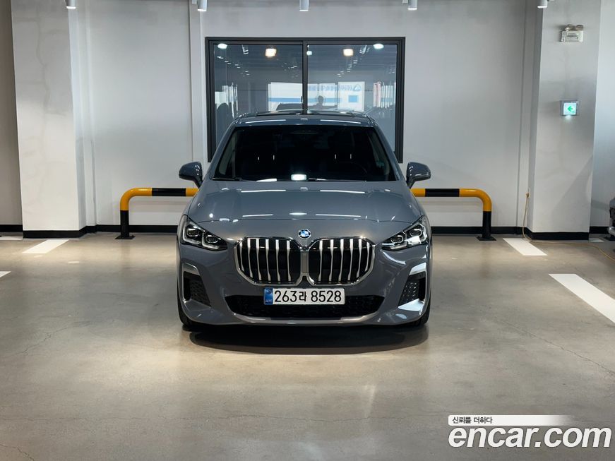 BMW 2-Series 220i M Sport, 2025