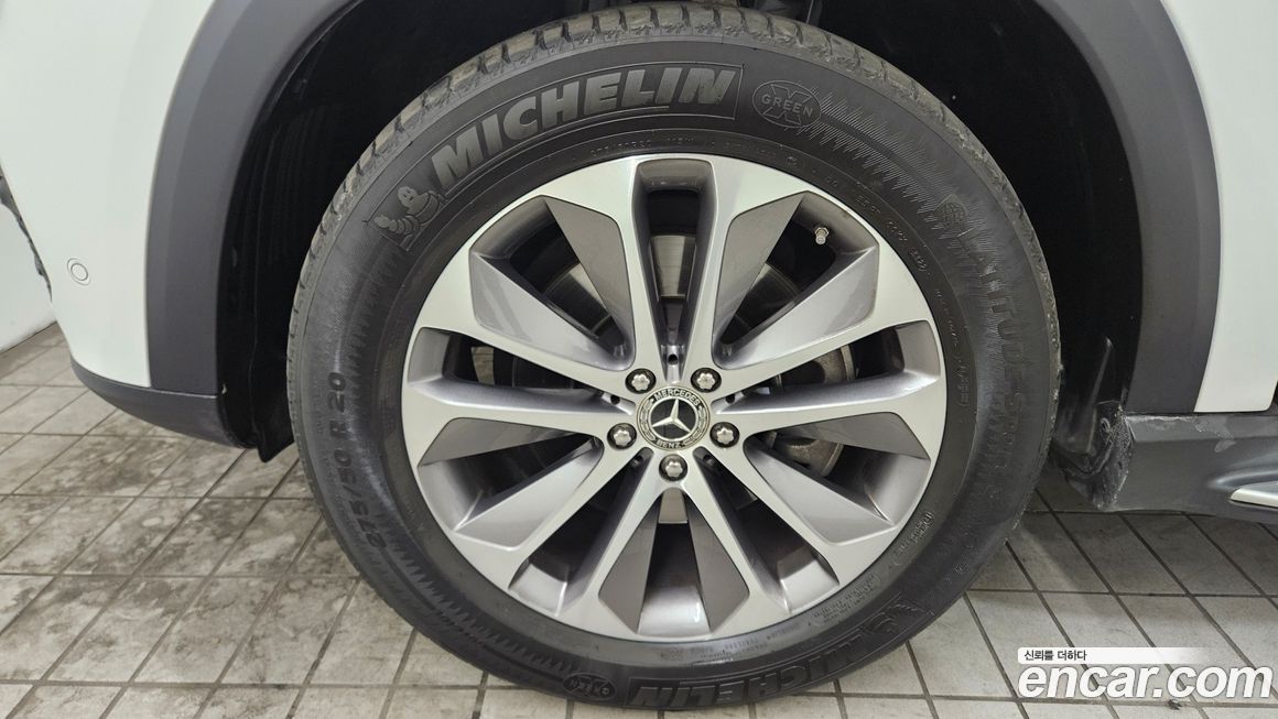 Mercedes-Benz GLE-Class GLE300d 4MATIC, 2023