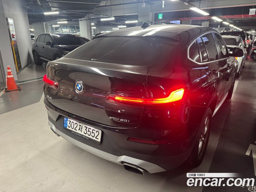 BMW X4 xDrive20i xLine, 2022