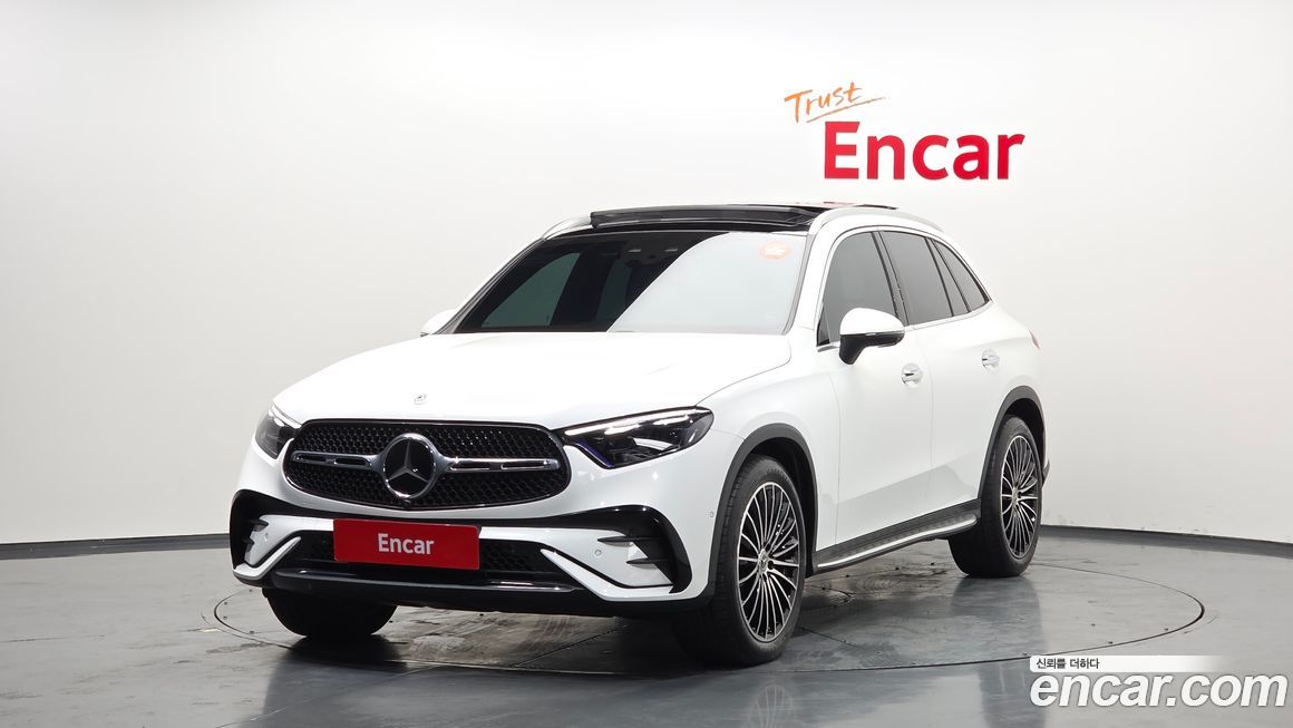 Mercedes-Benz GLC-Class GLC300 4MATIC AMG Line, 2024