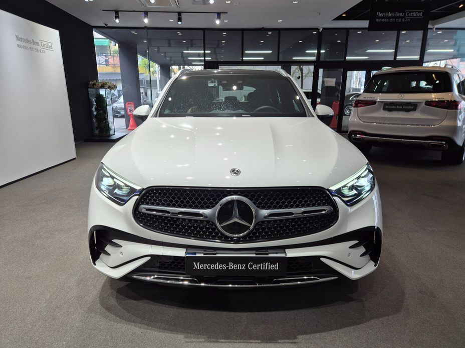 Mercedes-Benz GLC-Class GLC300 4MATIC AMG Line, 2026