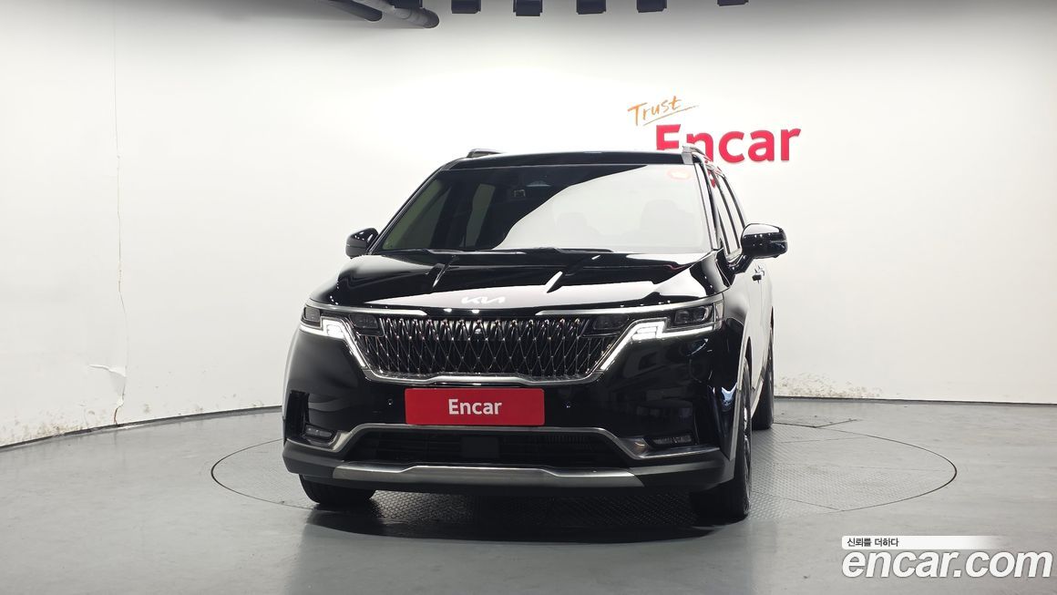 Kia Carnival 9-Seater Signature, 2023