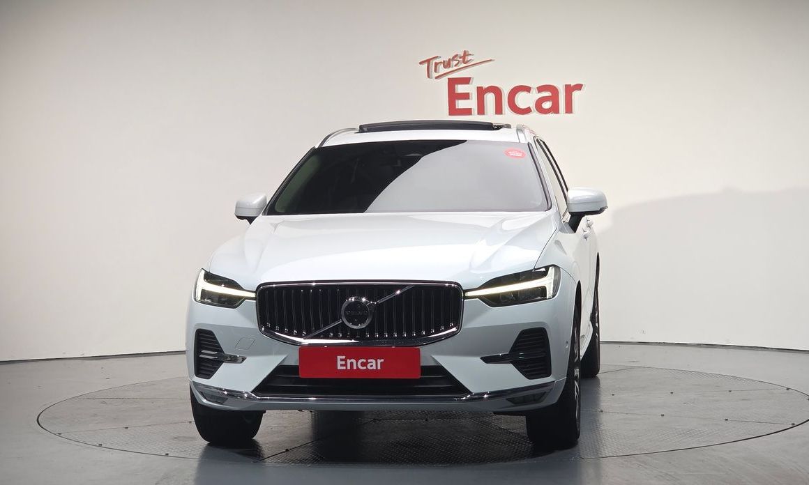 Volvo XC60 B5 Ultimate Bright, 2023