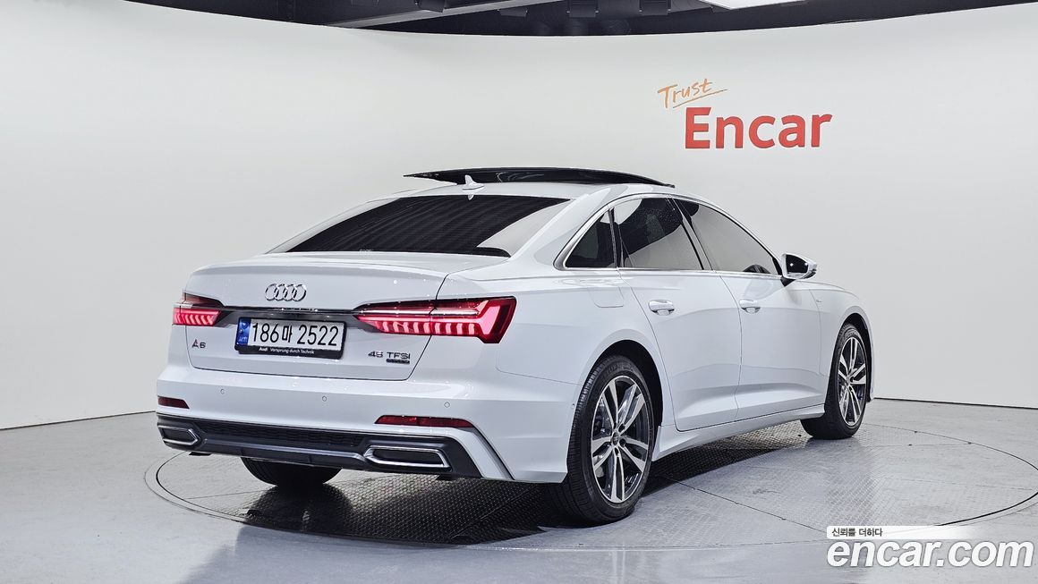 Audi A6 45 TFSI Quattro Premium, 2023