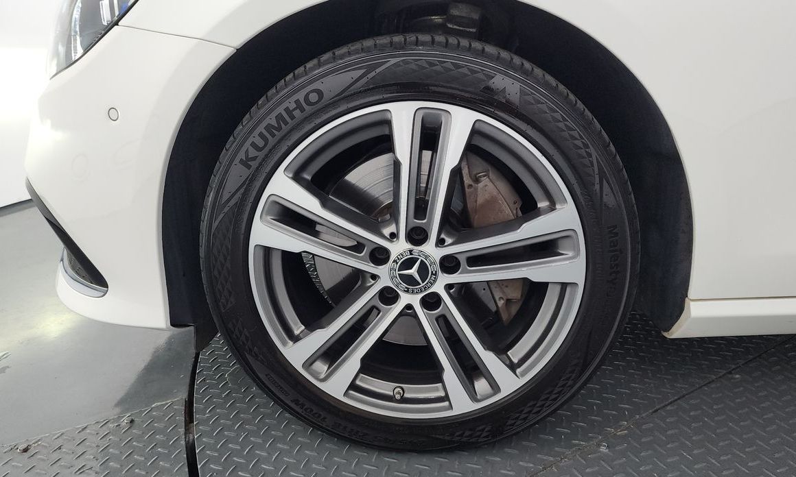 Mercedes-Benz E-Class E350 4MATIC Avantgarde, 2022