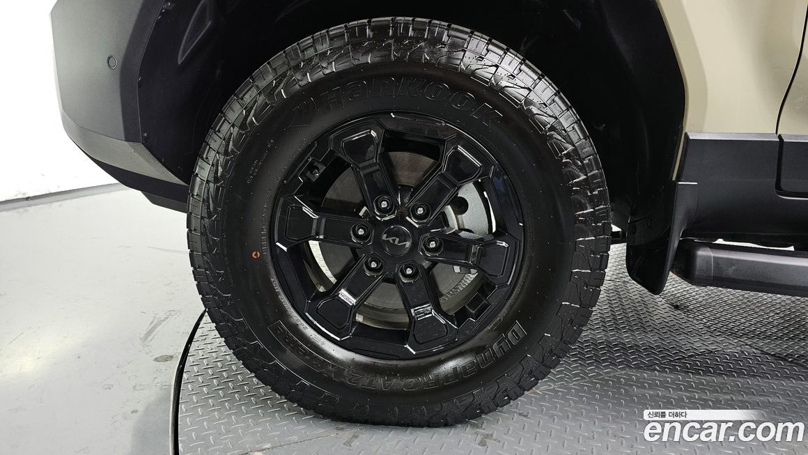 Kia Tasman 2.5T Gasoline 4WD, 2026