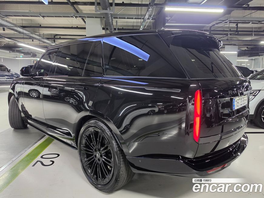 Land Rover Range Rover D350 Autobiography Long Wheel Base, 2024