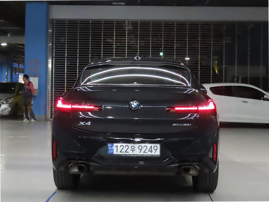 BMW X4 xDrive20i M Sports Pro, 2024