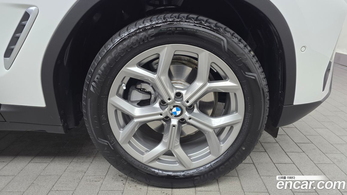 BMW X4 xDrive20i xLine, 2024