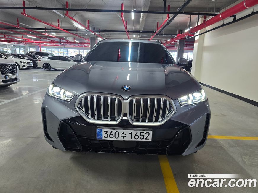 BMW X6 xDrive40i M Sport, 2025
