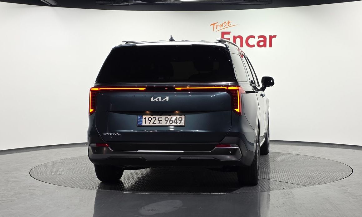 Kia Carnival 9-Seater Noblesse, 2025