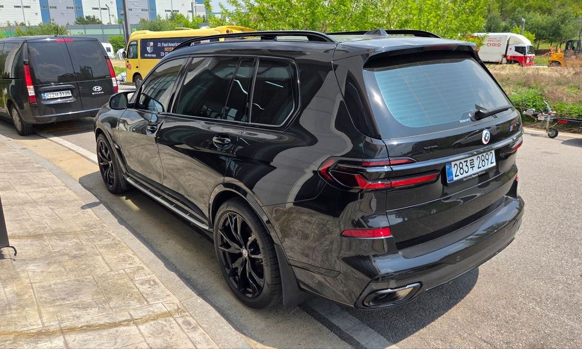 BMW X7 xDrive 40d M Sport 7 STR, 2026