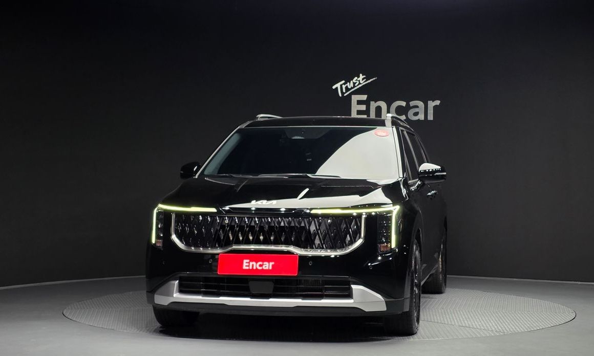 Kia Carnival 9-Seater Prestige, 2025