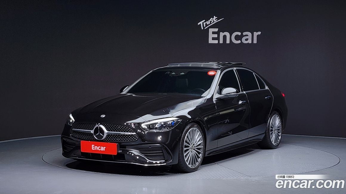 Mercedes-Benz C-Class C300 4MATIC AMG Line, 2024