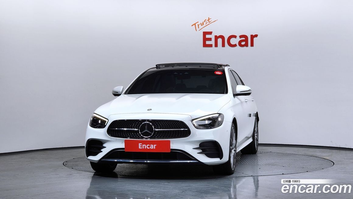 Mercedes-Benz E-Class E350 4MATIC AMG Line, 2022