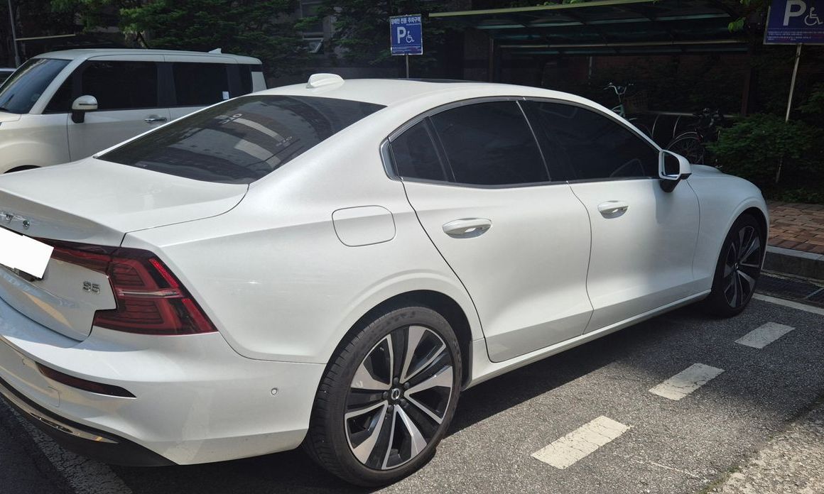 Volvo S60 B5 Ultimate Bright, 2024