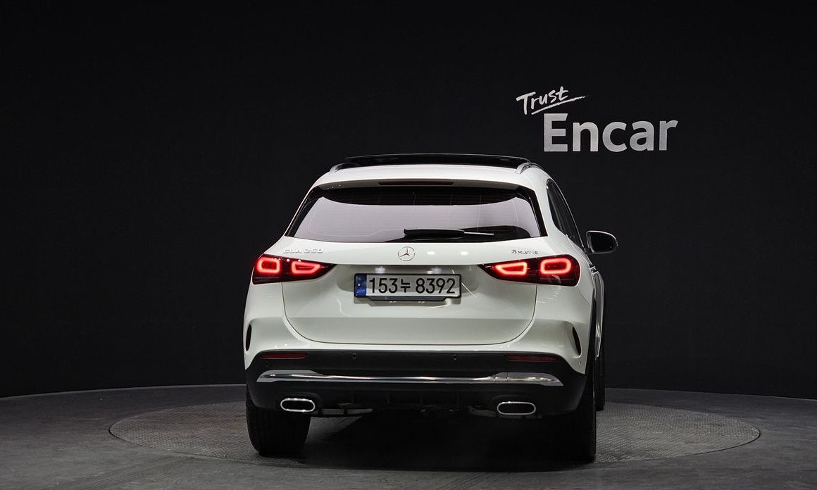 Mercedes-Benz GLA-Class GLA250 4MATIC, 2023