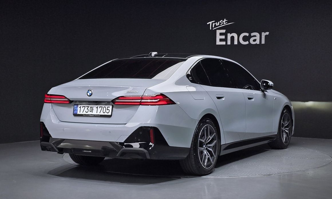 BMW 5-Series 520i M Sport, 2024