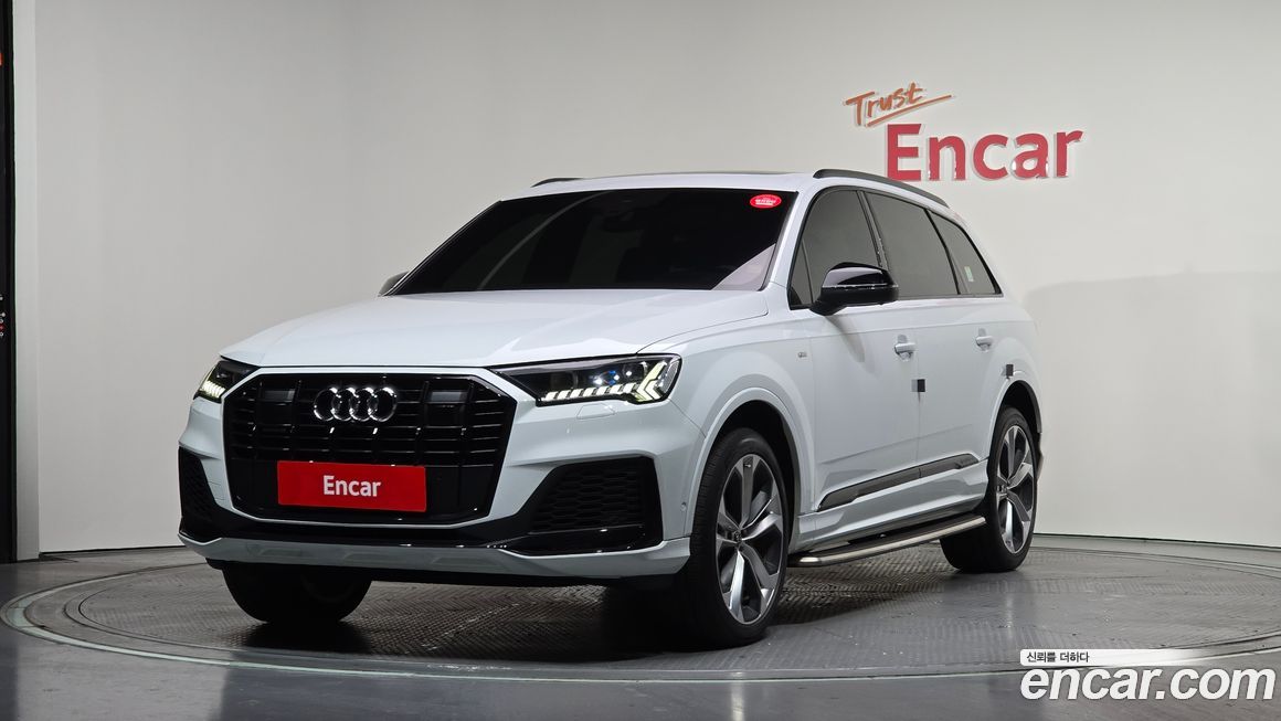 Audi Q7 55 TFSI Quattro Premium, 2022