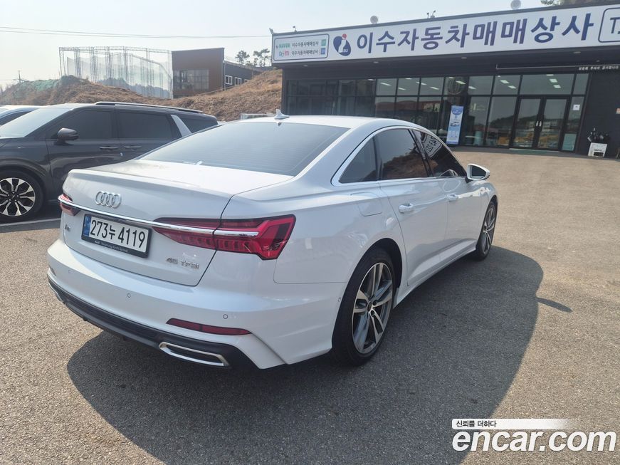 Audi A6 45 TFSI Premium, 2022