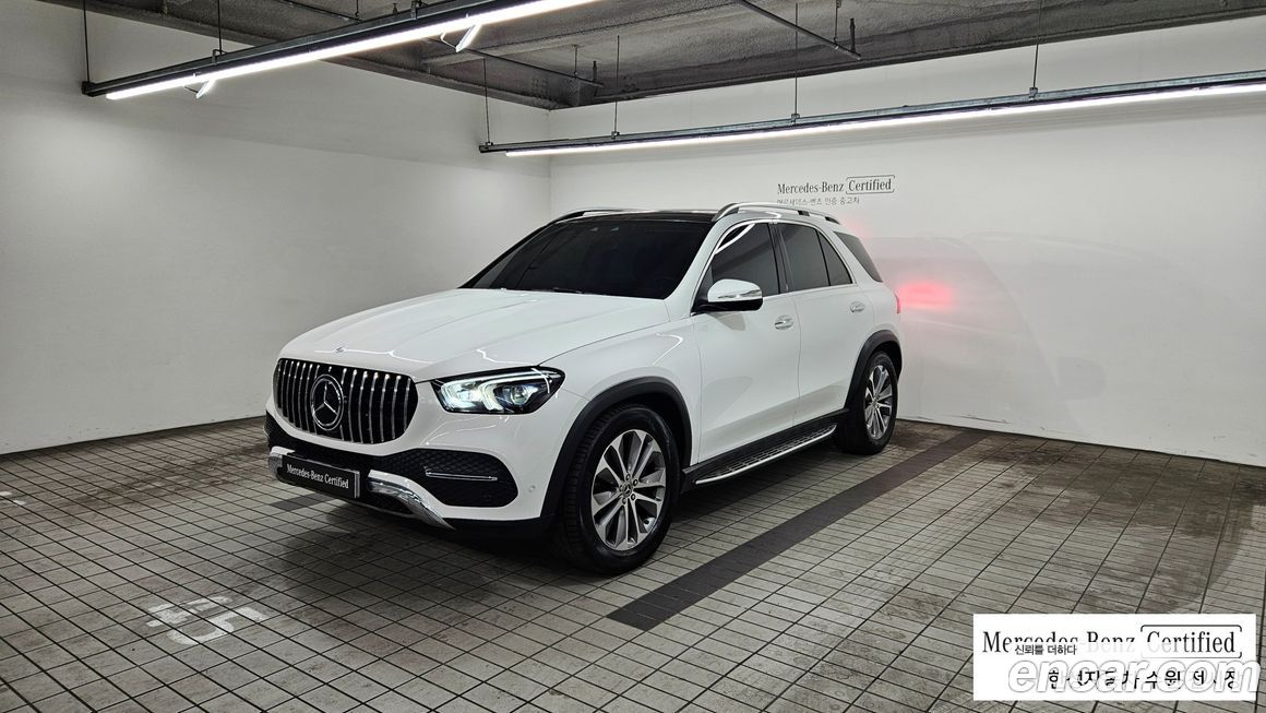 Mercedes-Benz GLE-Class GLE300d 4MATIC, 2023