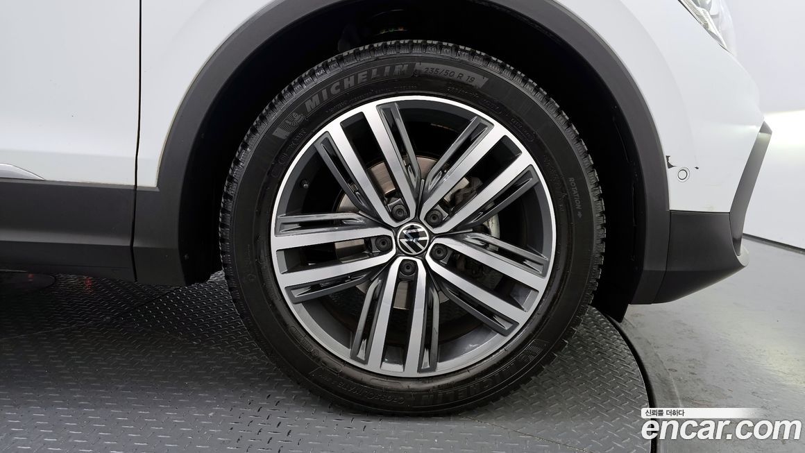 Volkswagen Tiguan 2.0 TDI Prestige, 2023