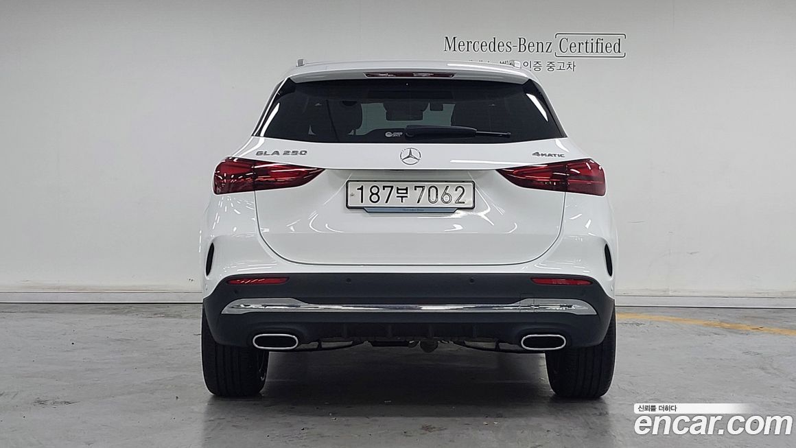 Mercedes-Benz GLA-Class GLA250 4MATIC, 2024
