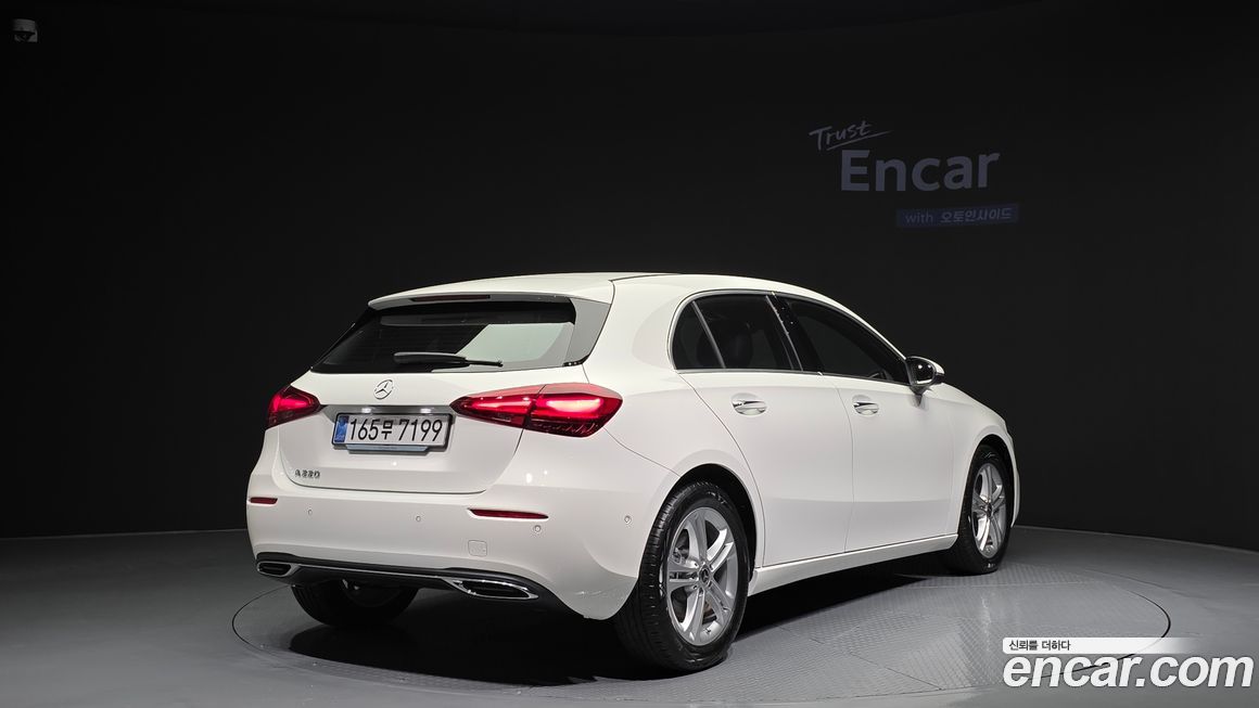 Mercedes-Benz A-Class A220 Hatchback, 2025