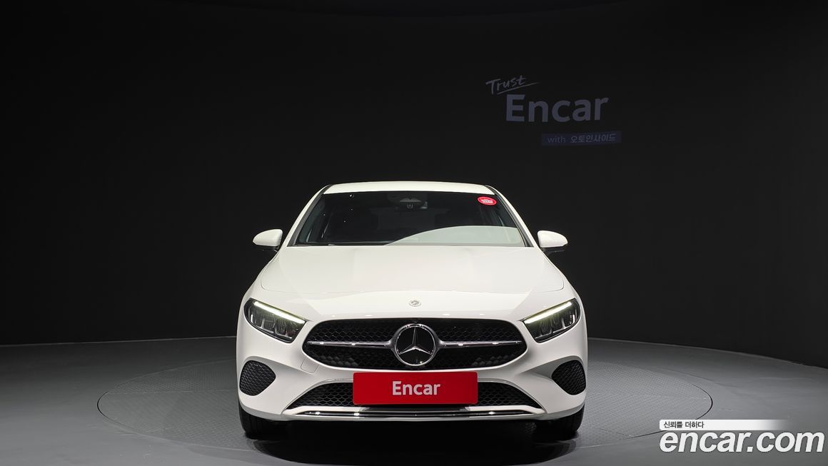 Mercedes-Benz A-Class A220 Hatchback, 2025