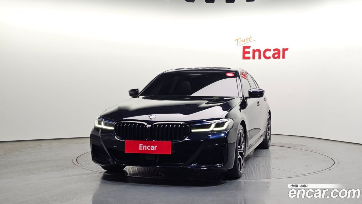 BMW 5-Series 530i xDrive M Sport Package, 2023