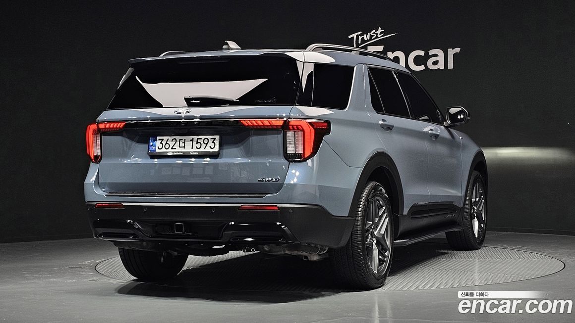 Ford Explorer 2.3 ST-Line 4WD, 2025