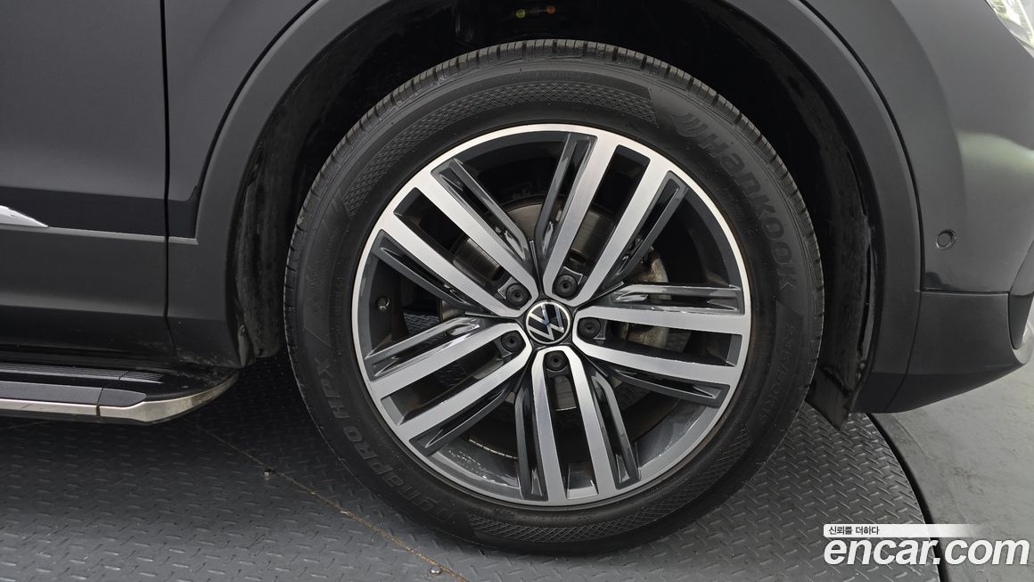 Volkswagen Tiguan 2.0 TDI 4Motion Prestige, 2022