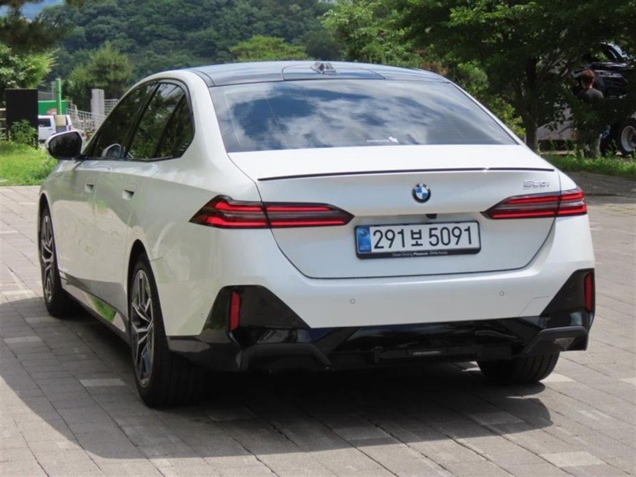 BMW 5-Series 520i Special Edition, 2026