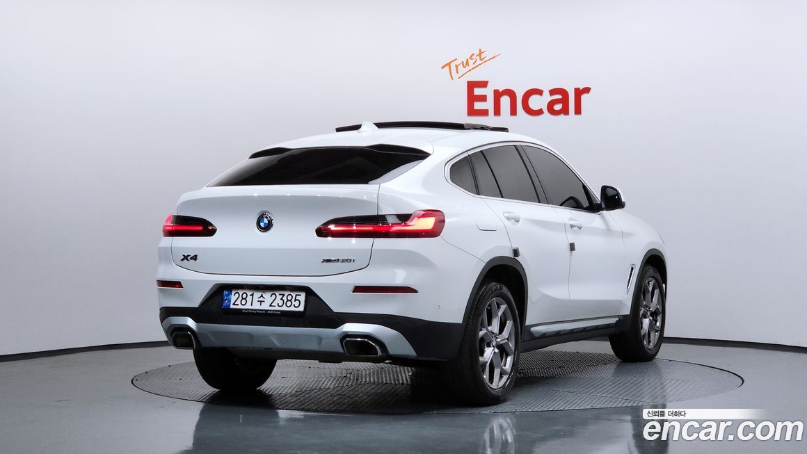 BMW X4 xDrive20i xLine, 2022