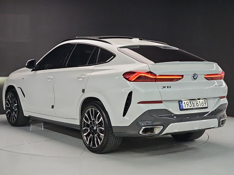BMW X6 xDrive40i M Sport, 2024