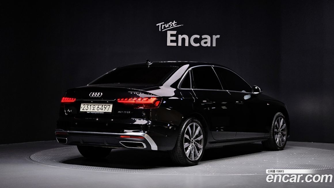 Audi A4 40 TFSI Premium, 2023