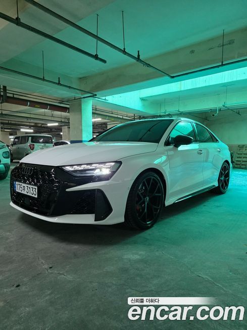 Audi RS3 2.5 TFSI Quattro Carbon Edition, 2025