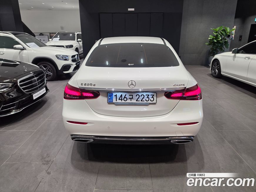 Mercedes-Benz E-Class E220d 4MATIC Exclusive, 2023