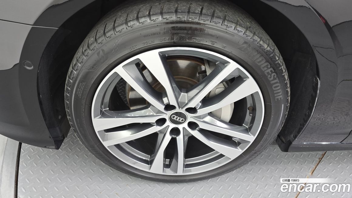 Audi A6 45 TFSI Quattro Premium, 2023