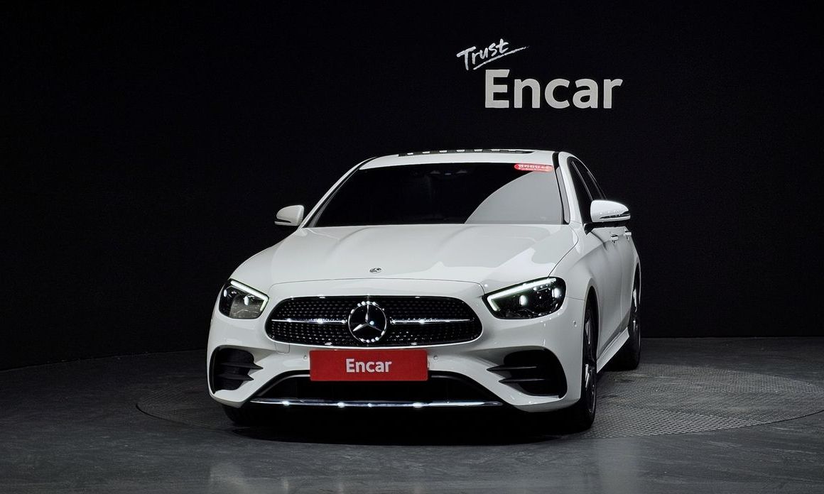 Mercedes-Benz E-Class E250 AMG Line, 2023