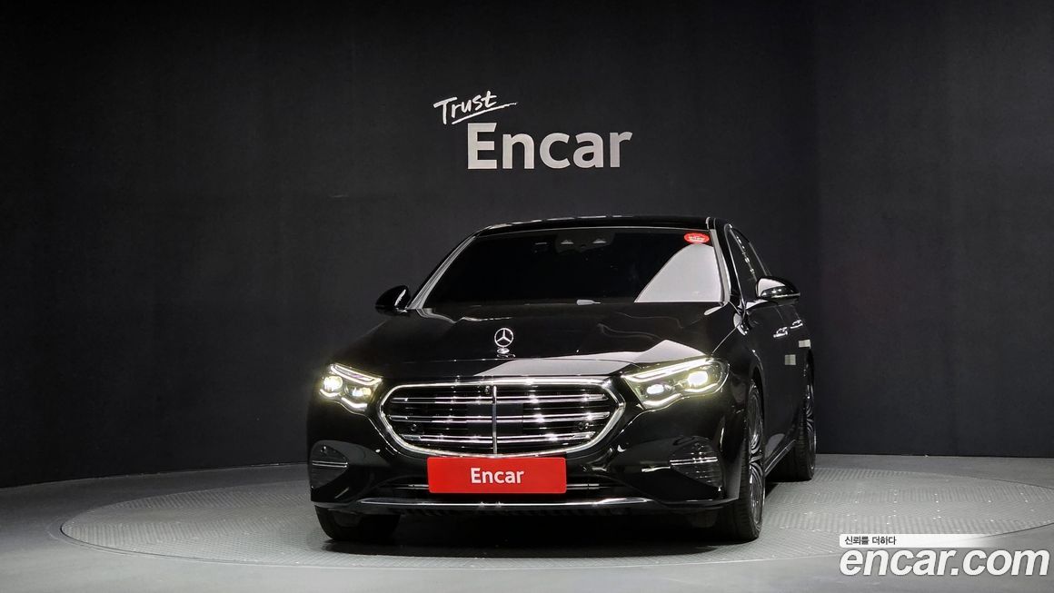 Mercedes-Benz E-Class E450 4MATIC, 2024