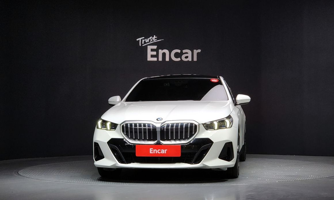 BMW 5-Series 523d M Sport, 2025