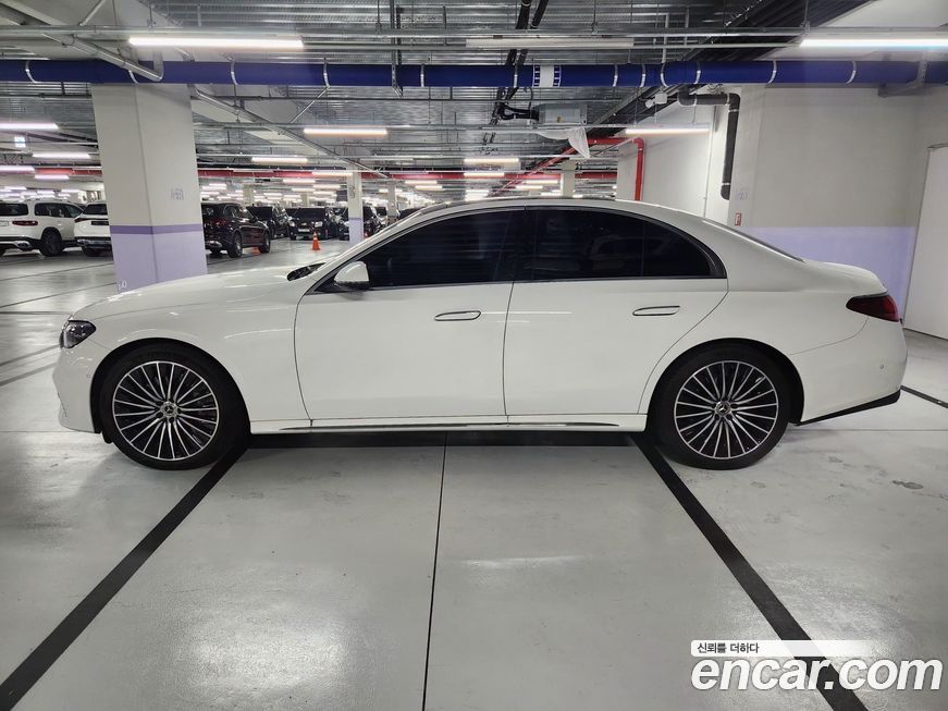 Mercedes-Benz E-Class E450 4MATIC Exclusive, 2025