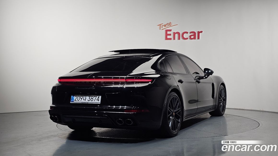 Porsche Panamera 4.0 GTS, 2025