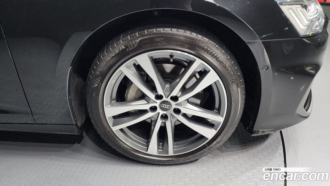 Audi A6 45 TFSI Quattro Premium, 2023