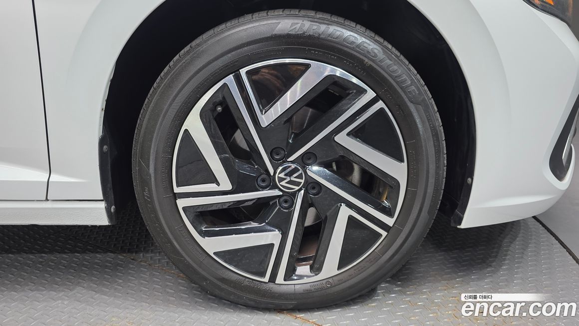 Volkswagen Jetta 1.5 TSI Prestige, 2023