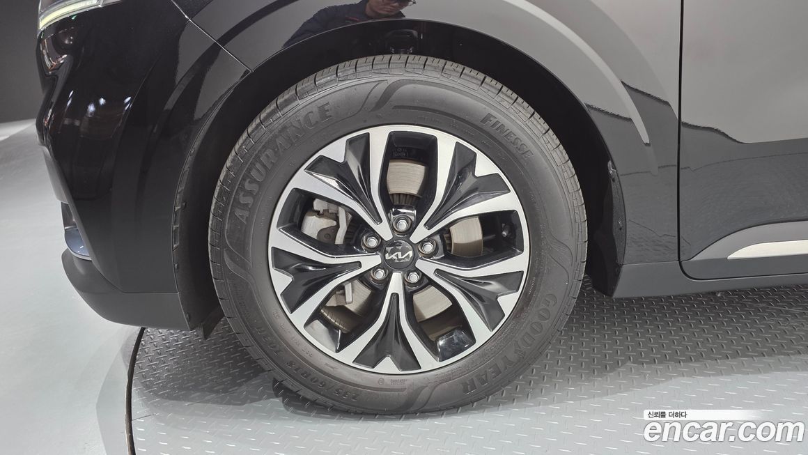 Kia Carnival 9-Seater Noblesse, 2022