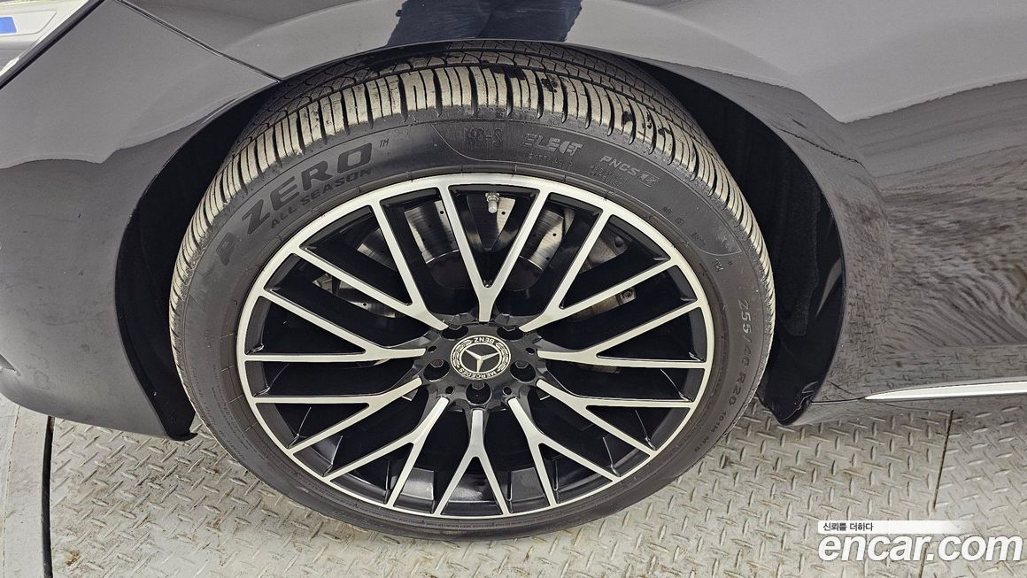 Mercedes-Benz S-Class S580L 4MATIC, 2024