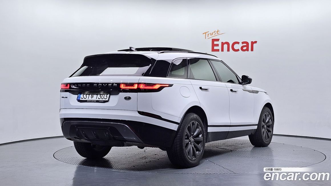 Land Rover Range Rover Velar 2.0 P250 R-Dynamic SE, 2023