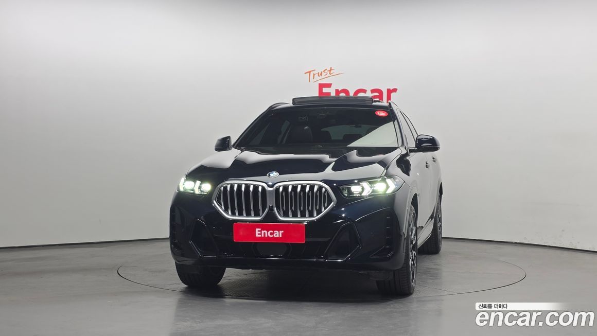BMW X6 xDrive40i M Sport, 2025